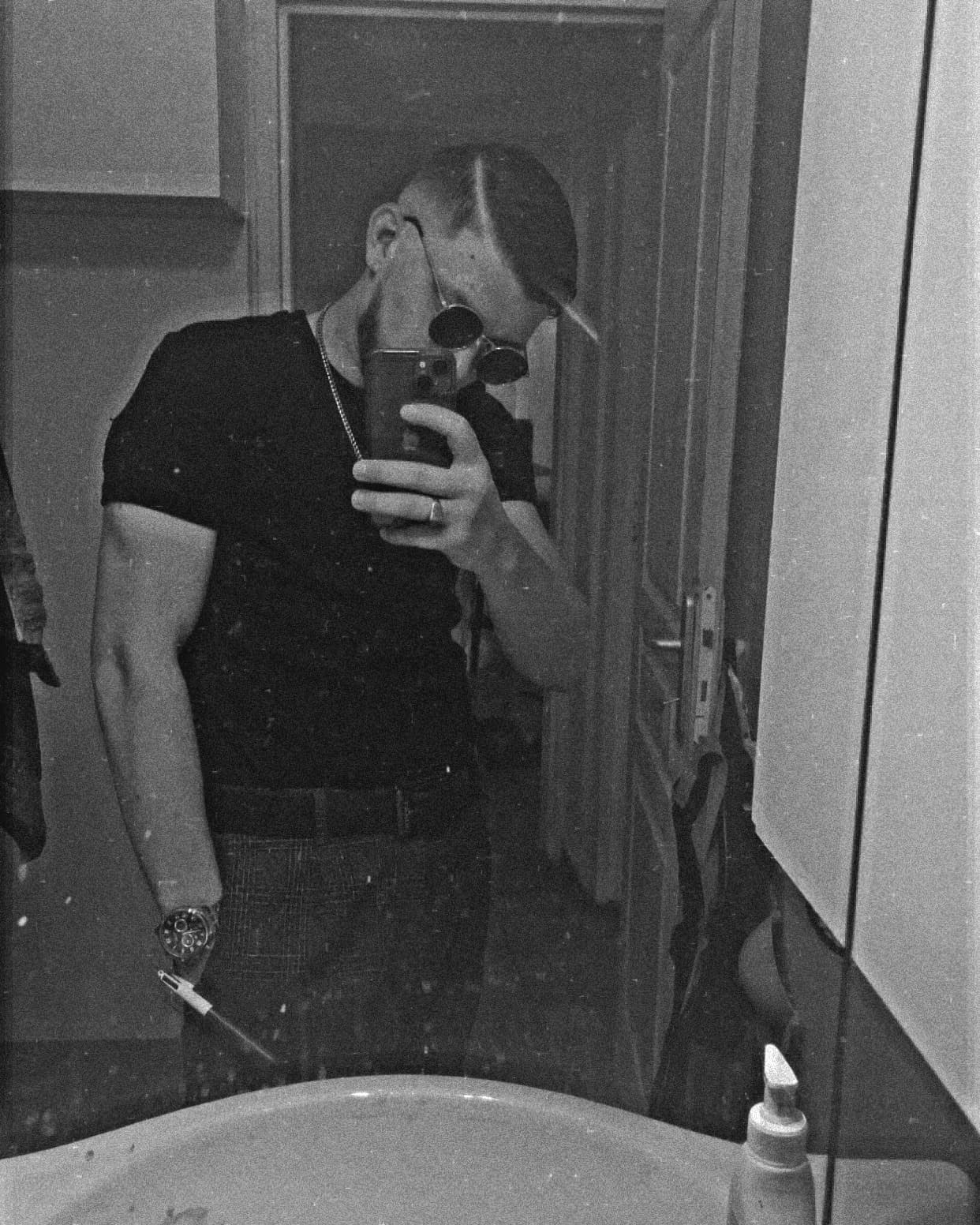 Profil de Mohamad, 18 ans, Rencontre célibataire à Cerentino (Tessin)