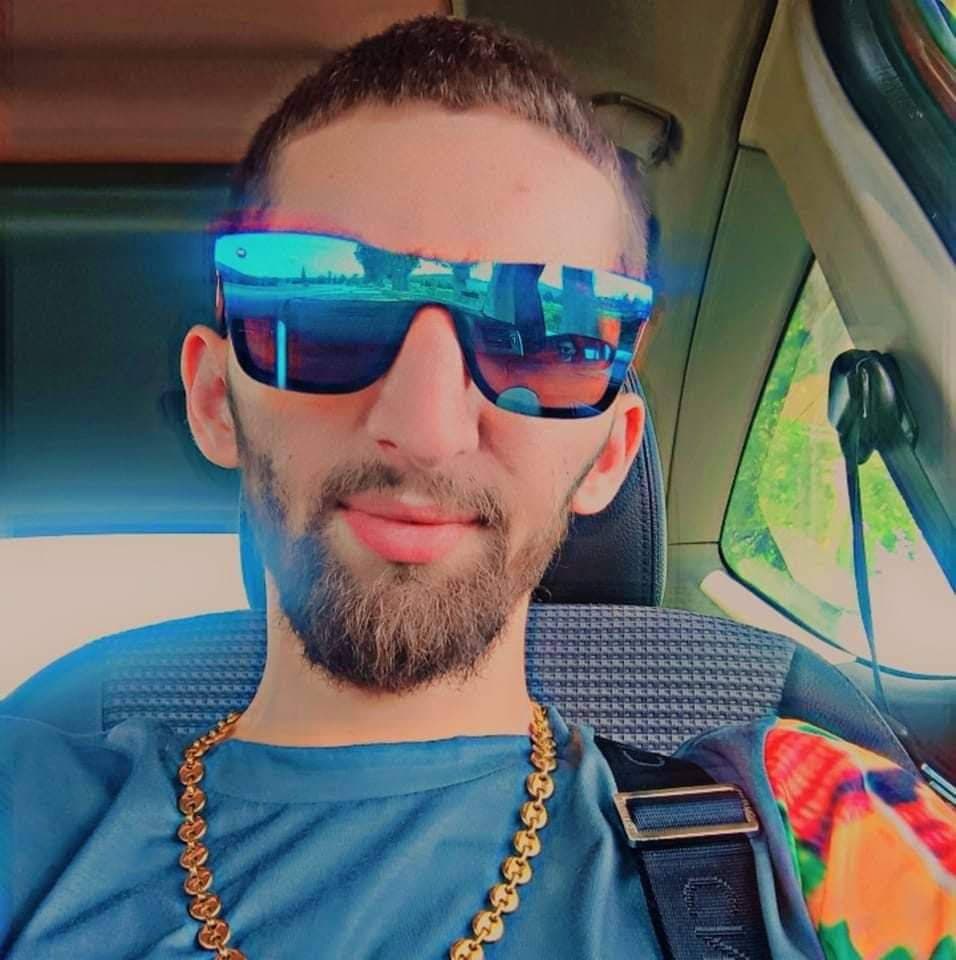 Célian - Rencontre célibataire à St-Livres Profil de Célian, 35 ans, Rencontre célibataire à St-Livres (Vaud)