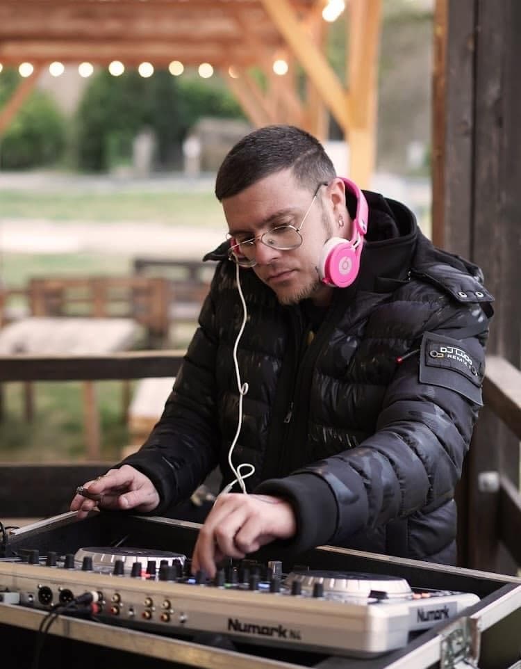 Titouan - Rencontre célibataire à Cousset Profil de Titouan, 45 ans, Rencontre célibataire à Cousset (Fribourg)