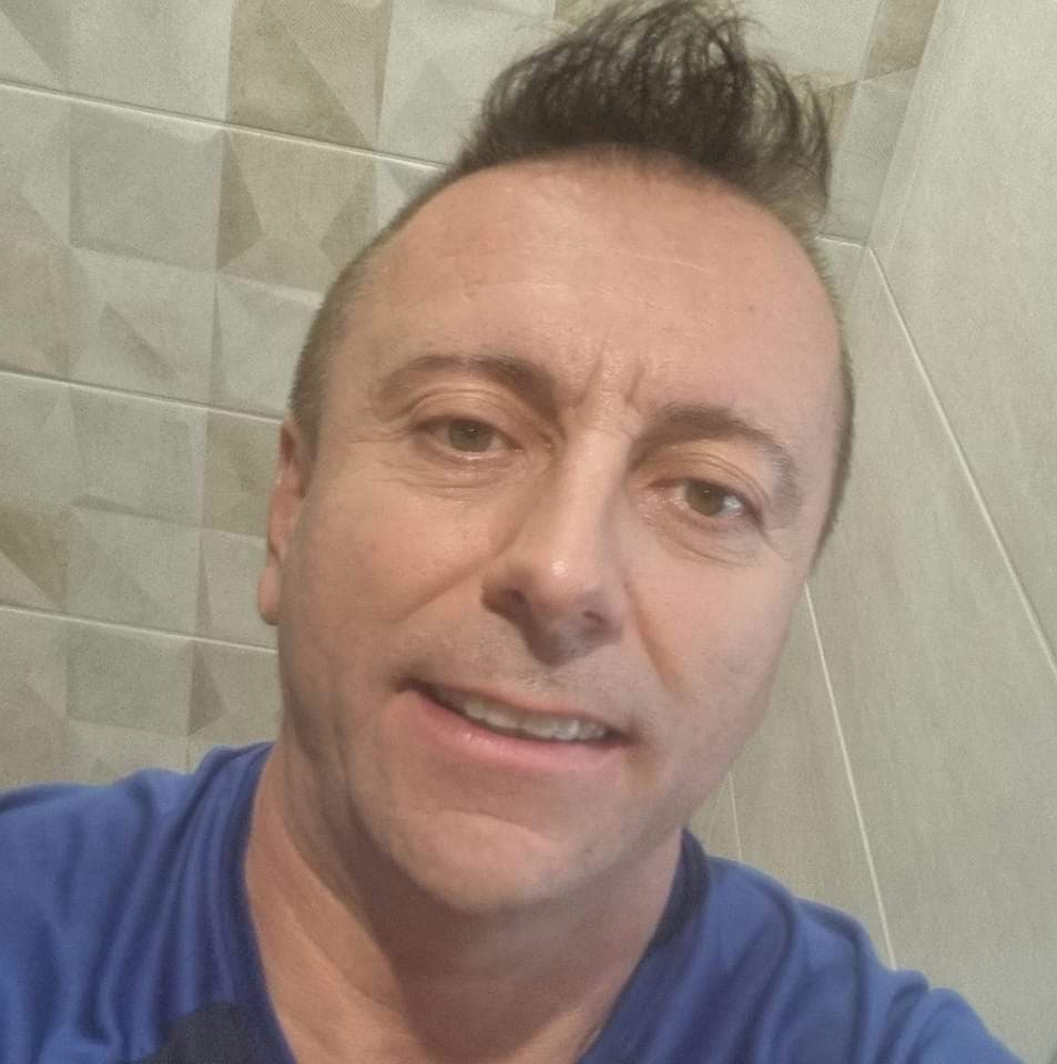 Profil de Damien, 34 ans, Rencontre célibataire à Aminona (Valais)