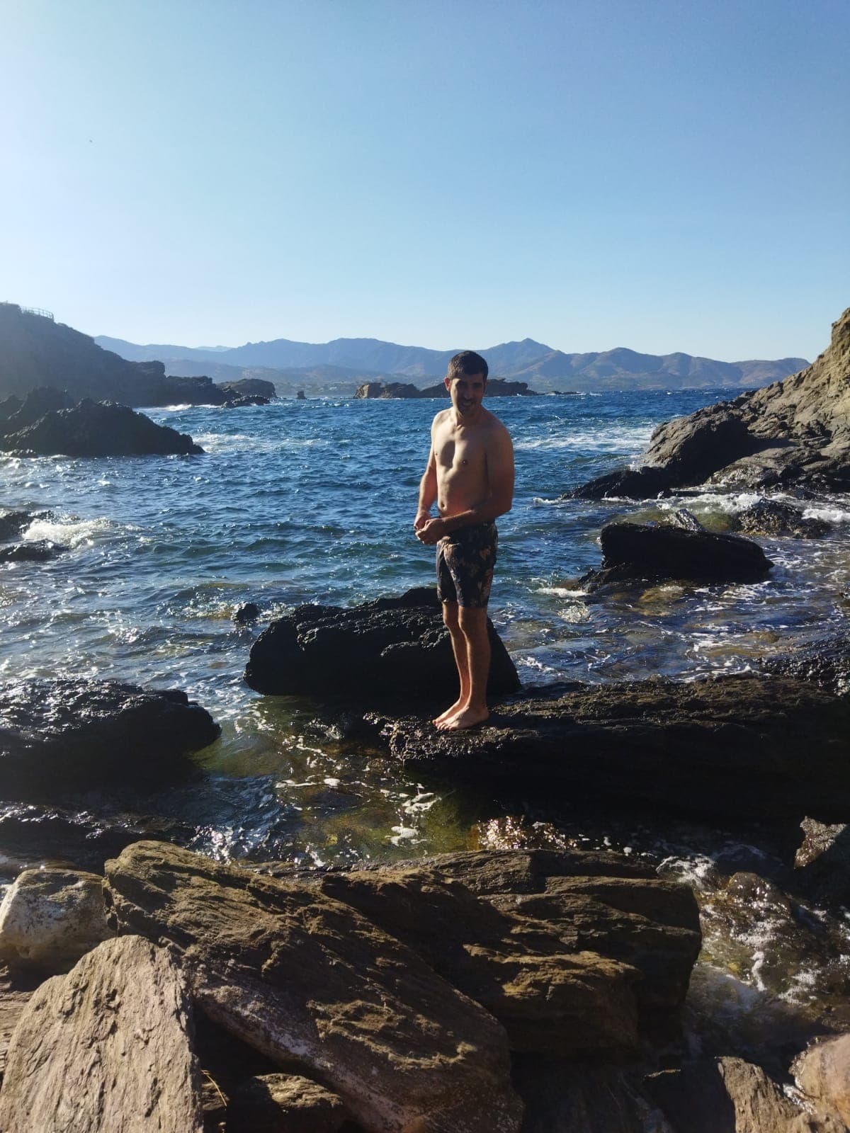 Profil de Ronan, 31 ans, Rencontre célibataire à Ferreyres (Vaud)