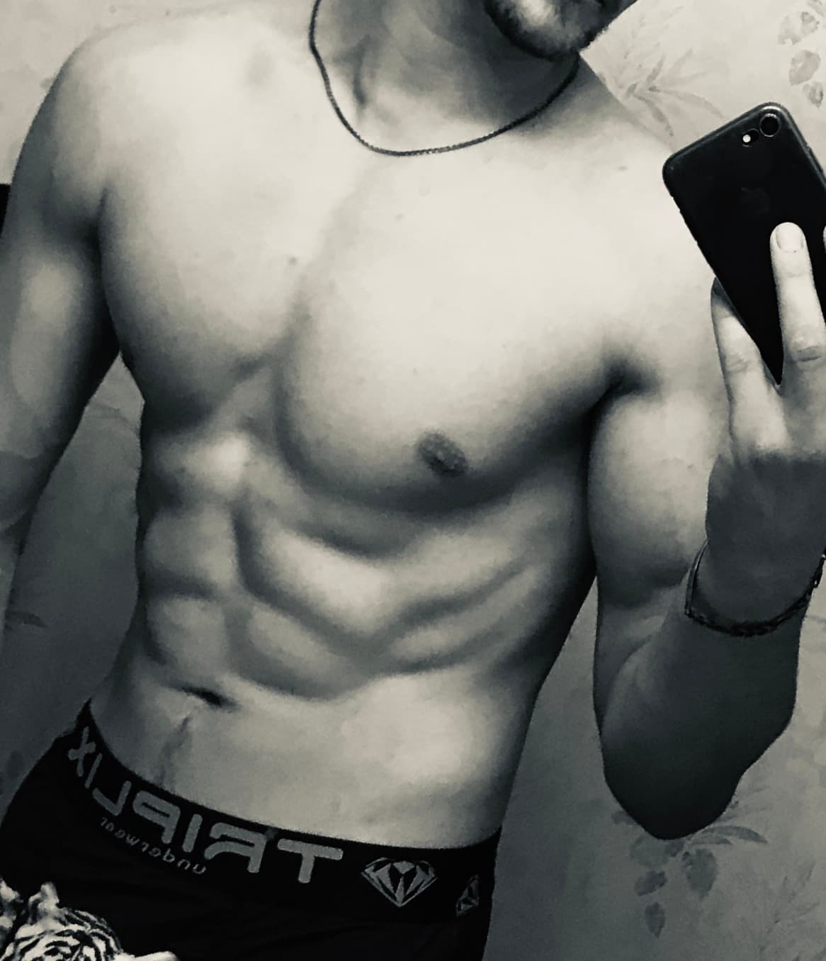 Profil de Mame, 33 ans, Rencontre célibataire à Cauco (Grisons)