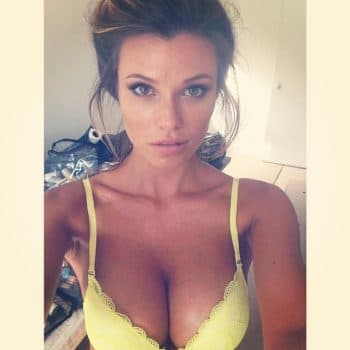 Adélia - Rencontre célibataire à Lohn GR Profil de Adélia, 45 ans, Rencontre célibataire à Lohn GR (Grisons)