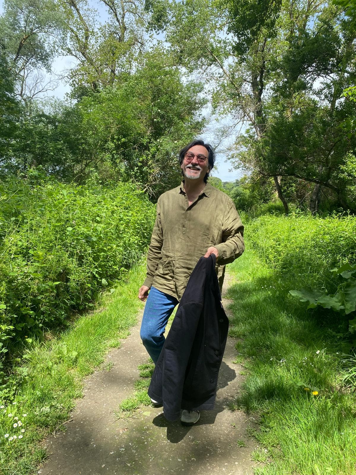 Adrian - Rencontre célibataire à Gilly Profil de Adrian, 19 ans, Rencontre célibataire à Gilly (Vaud)