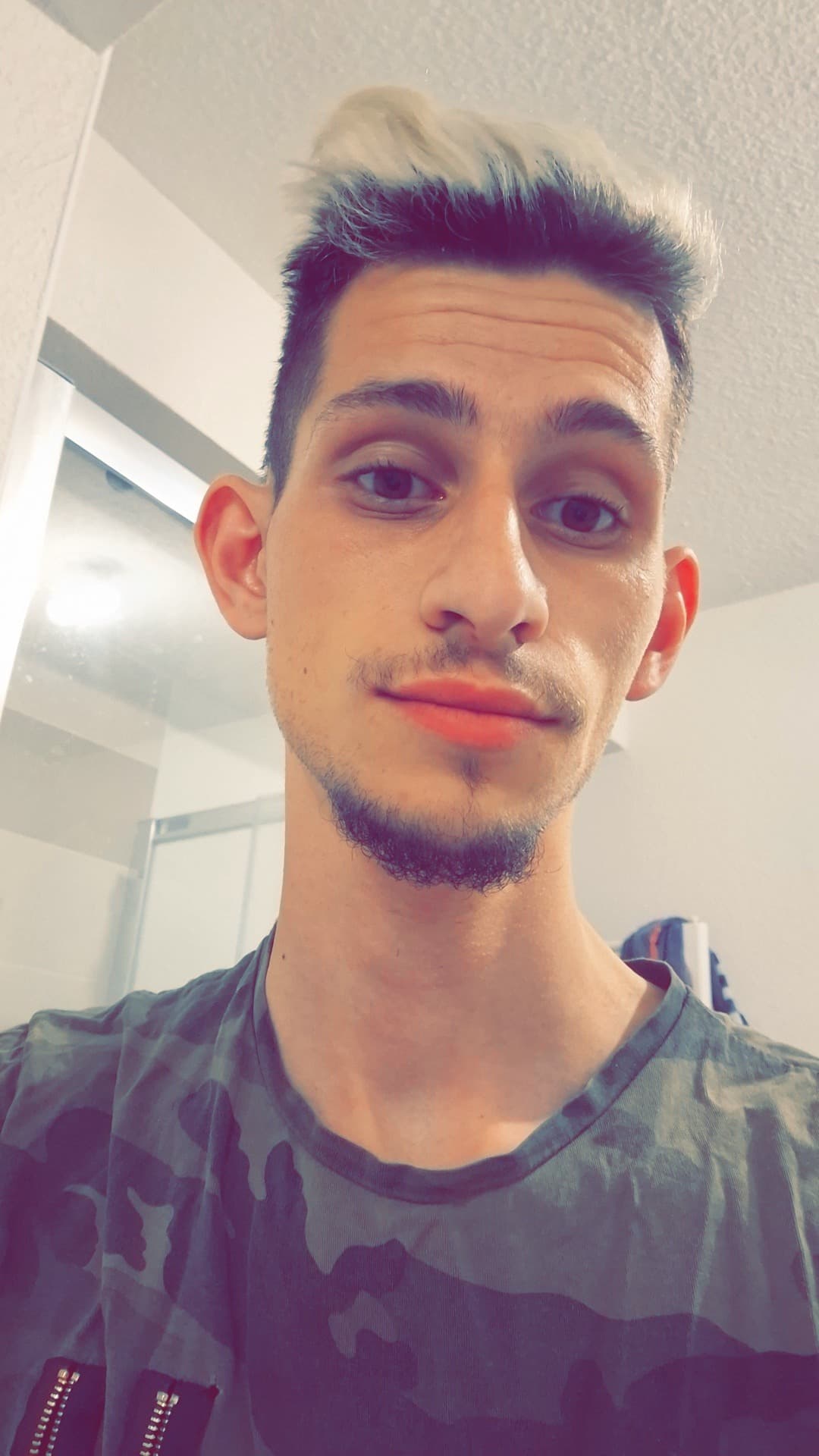 Youenn - Rencontre célibataire à Mon Profil de Youenn, 38 ans, Rencontre célibataire à Mon (Grisons)