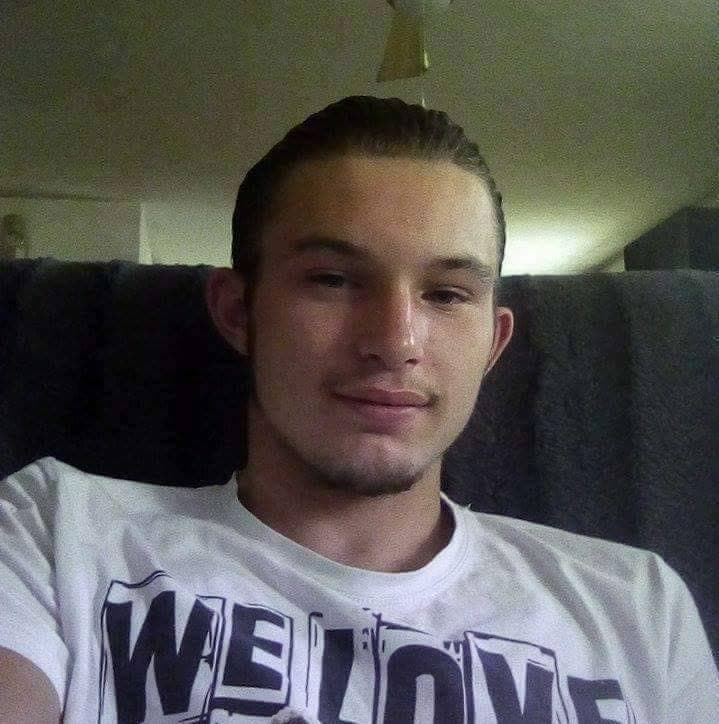 Edmond - Rencontre célibataire à Chamblon Profil de Edmond, 20 ans, Rencontre célibataire à Chamblon (Vaud)