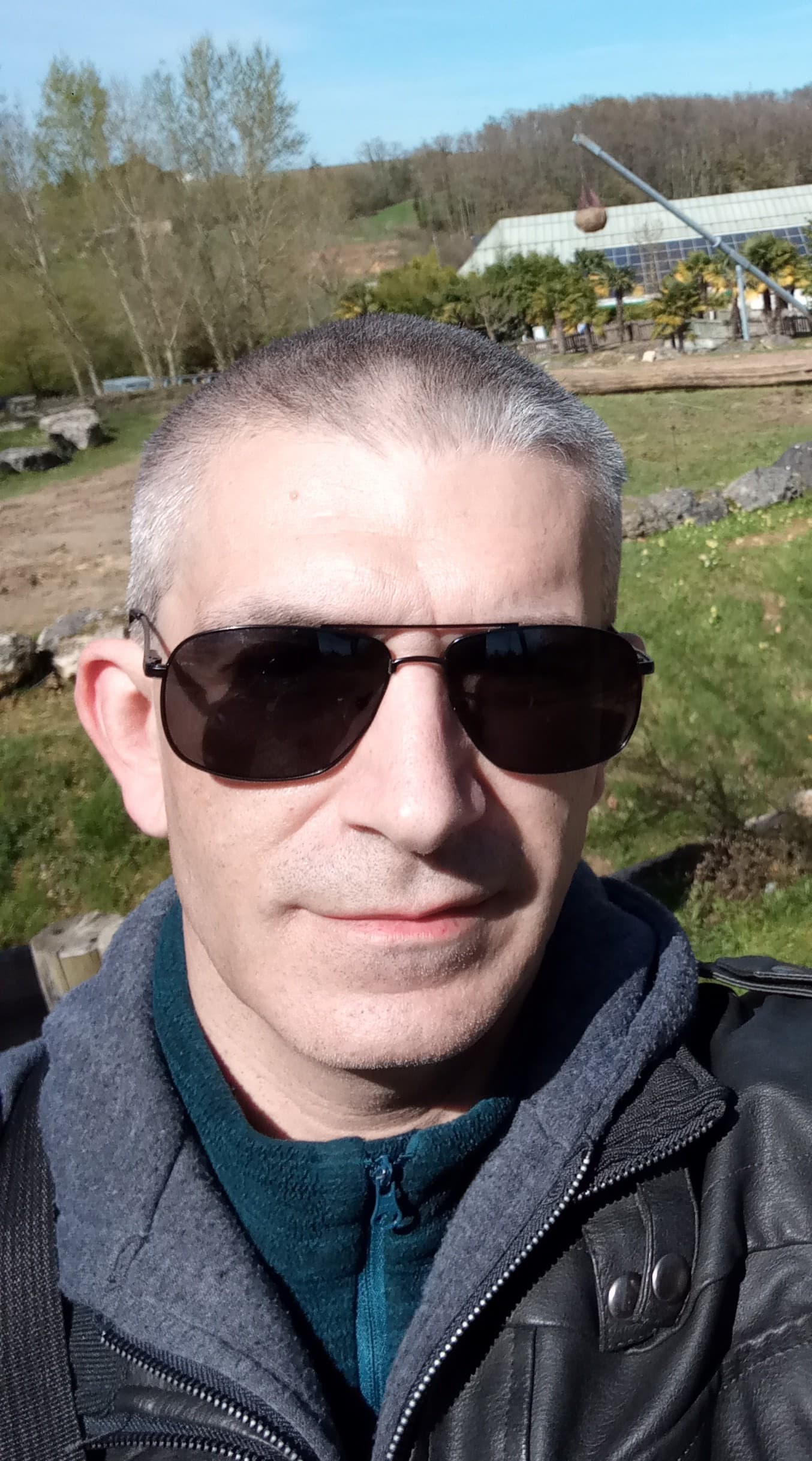 Abdelkader - Rencontre célibataire à Levron Profil de Abdelkader, 29 ans, Rencontre célibataire à Levron (Valais)