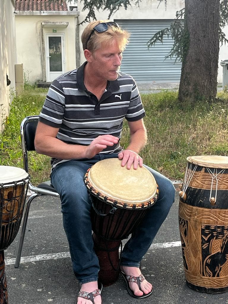 Damien - Rencontre célibataire à Ebnet Profil de Damien, 30 ans, Rencontre célibataire à Ebnet (Lucerne)